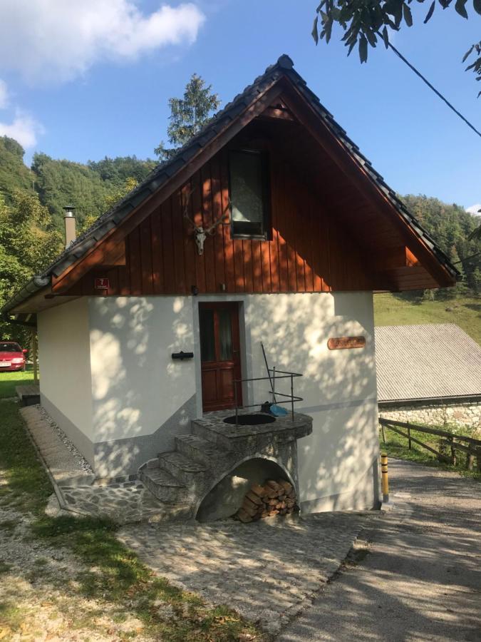 Pocitniska Hisa Mlekarna Grant Holiday home *